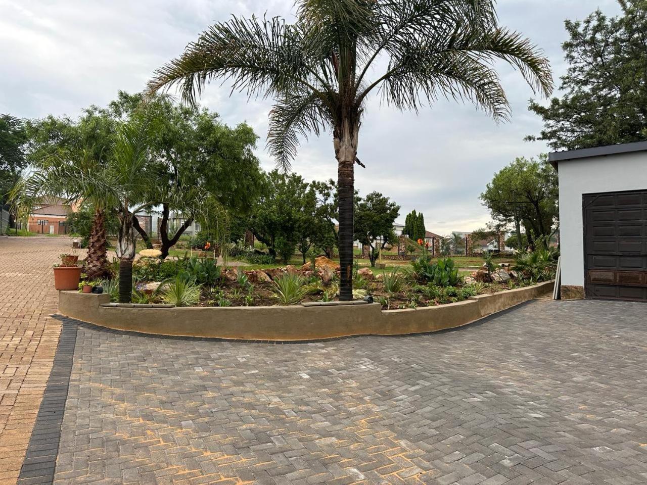 Eagles View Kungwini Hotel Bronkhorstspruit Exterior photo